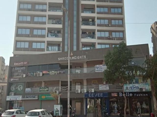 2 BHK Apartment in Nikol for resale Ahmedabad. The reference number is 18001572