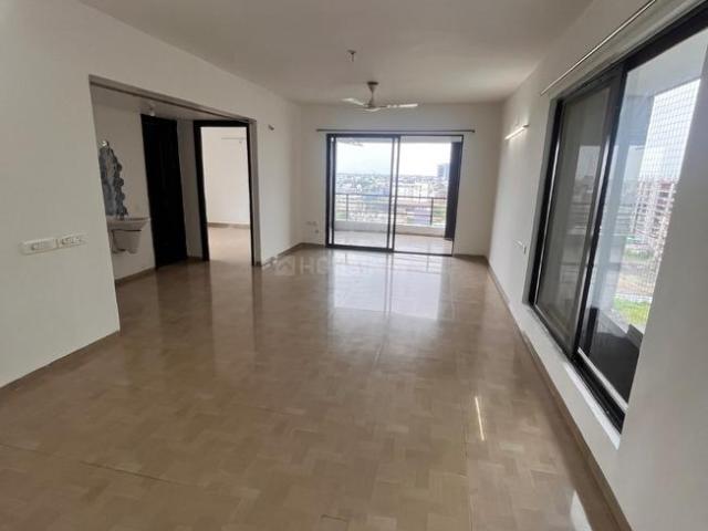 2 BHK Apartment in Nipania for rent Indore. The reference number is 18610977