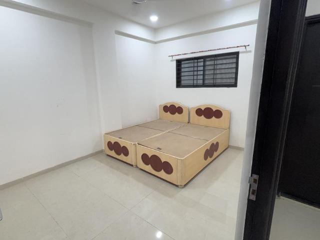 2 BHK Apartment in Nipania for rent Indore. The reference number is 20390686