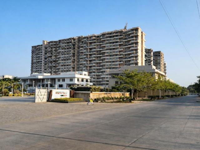 2 BHK Apartment in Nipania for resale Indore. The reference number is 19717898