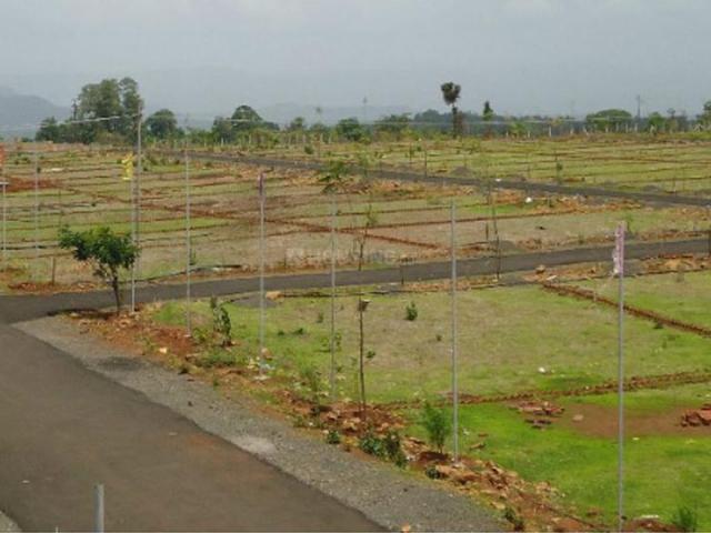 2 BHK Apartment in Nipania for resale Indore. The reference number is 20480741