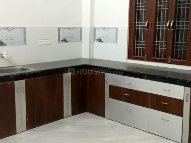2 BHK Apartment in Nirala Nagar for rent Unnao. The reference number is 19056174