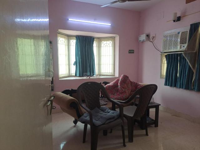 2 BHK Apartment in Nungambakkam for rent Chennai. The reference number is 19852540