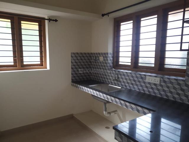 2 BHK Apartment in South Chittoor for rent Ernakulam. The reference number is 15598210