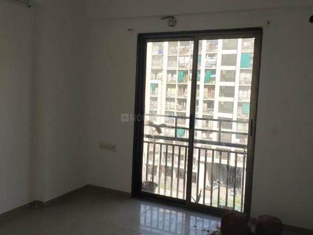 2 BHK Apartment in South Bopal for rent Ahmedabad. The reference number is 18286841