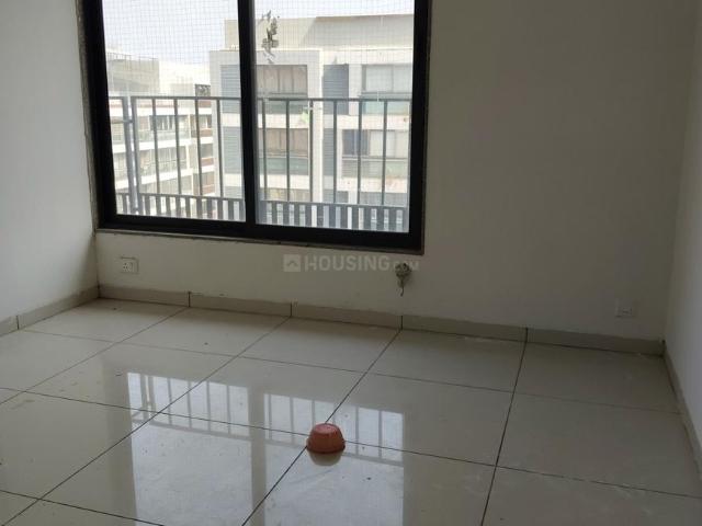 2 BHK Apartment in South Bopal for rent Ahmedabad. The reference number is 18947623