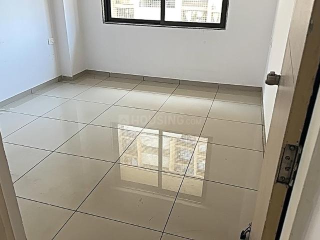 2 BHK Apartment in South Bopal for rent Ahmedabad. The reference number is 19492007