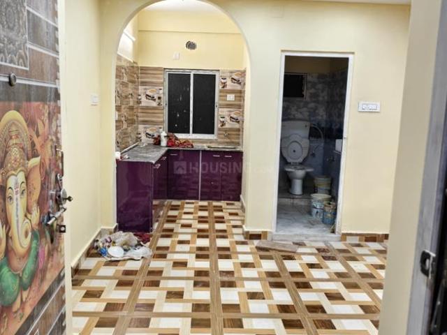 2 BHK Apartment in South Dum Dum for rent Kolkata. The reference number is 20946469