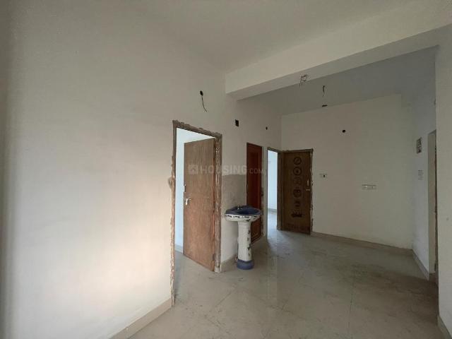 2 BHK Apartment in South Dum Dum for resale Kolkata. The reference number is 18638116