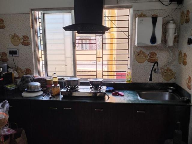 2 BHK Apartment in South Dum Dum for resale Kolkata. The reference number is 18249505