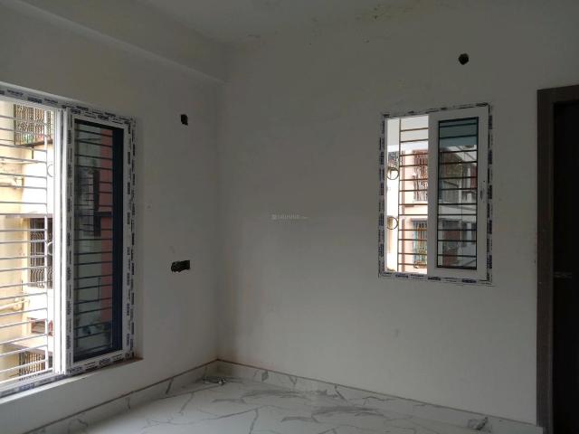2 BHK Apartment in South Dum Dum for resale Kolkata. The reference number is 19660383