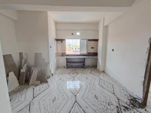 2 BHK Apartment in South Dum Dum for resale Kolkata. The reference number is 19956124