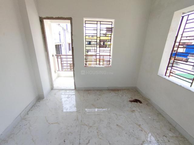 2 BHK Apartment in South Dum Dum for resale Kolkata. The reference number is 19956335