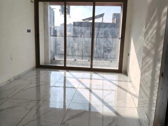2 BHK Apartment in Sola for rent Ahmedabad. The reference number is 20424629