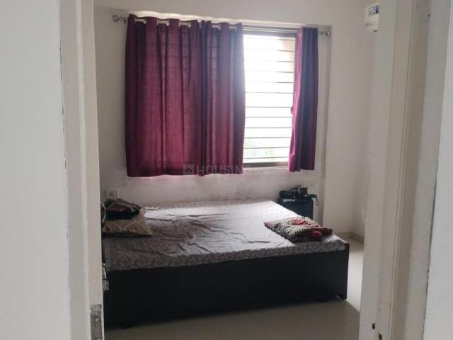 2 BHK Apartment in Sola for rent Ahmedabad. The reference number is 20794599