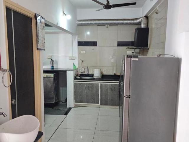 2 BHK Apartment in Sola for rent Ahmedabad. The reference number is 20110268