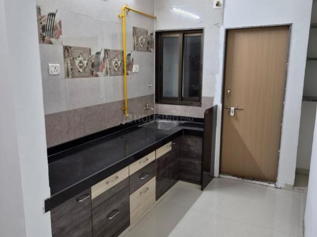 2 BHK Apartment in Sola for rent Ahmedabad. The reference number is 20290901