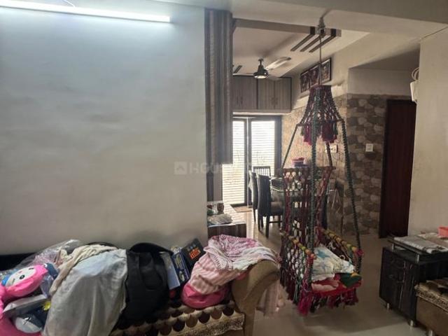 2 BHK Apartment in Sola for rent Ahmedabad. The reference number is 20352246
