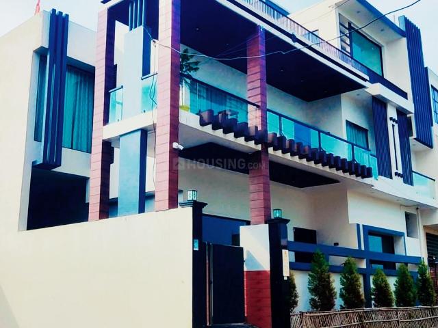 2 BHK Apartment in Somdutt Vihar for rent Meerut. The reference number is 20466514