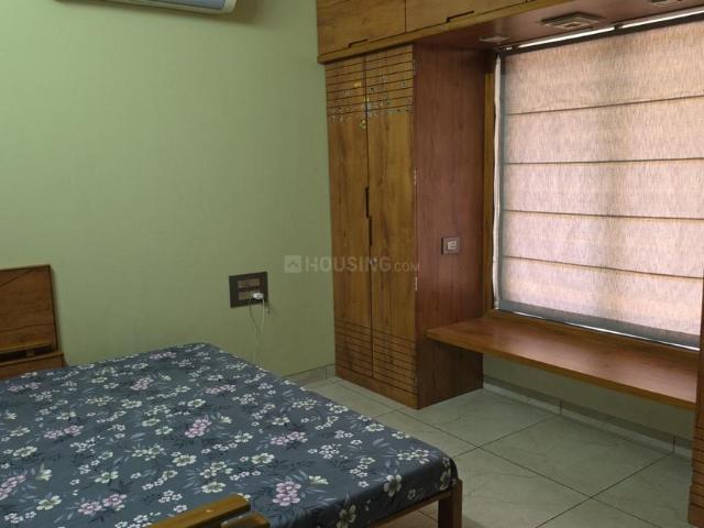 2 BHK Apartment in Satellite for rent Ahmedabad. The reference number is 19863469