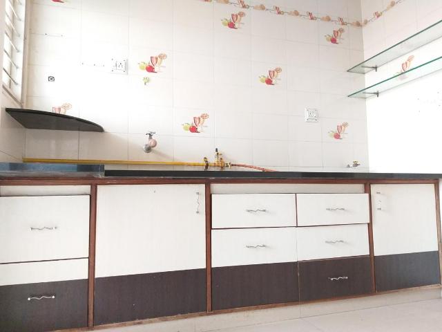 2 BHK Apartment in Satellite for rent Ahmedabad. The reference number is 20145244