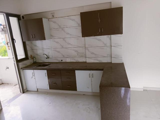2 BHK Apartment in Satellite for rent Ahmedabad. The reference number is 20267817