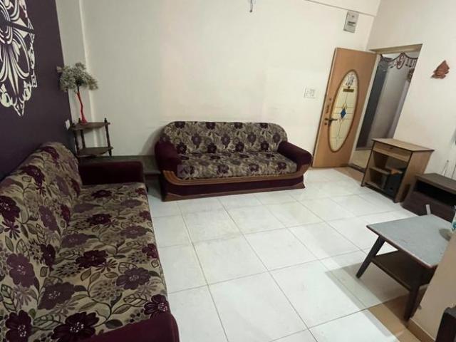 2 BHK Apartment in Satellite for rent Ahmedabad. The reference number is 20389192