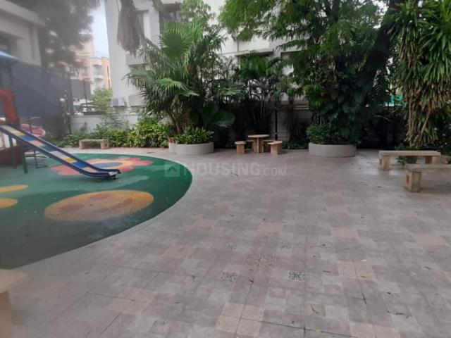 2 BHK Apartment in Satellite for rent Ahmedabad. The reference number is 20498942