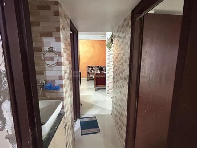 2 BHK Apartment in Satellite for rent Ahmedabad. The reference number is 20543114