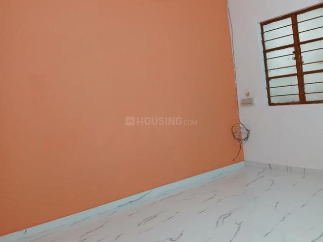 2 BHK Apartment in Satellite for rent Ahmedabad. The reference number is 20728404