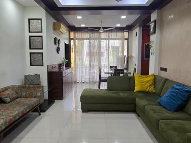 2 BHK Apartment in Satellite for rent Ahmedabad. The reference number is 20858140
