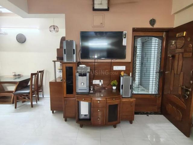 2 BHK Apartment in Satellite for rent Ahmedabad. The reference number is 20932150
