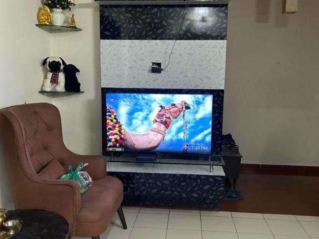 2 BHK Apartment in Satellite for resale Ahmedabad. The reference number is 18122276