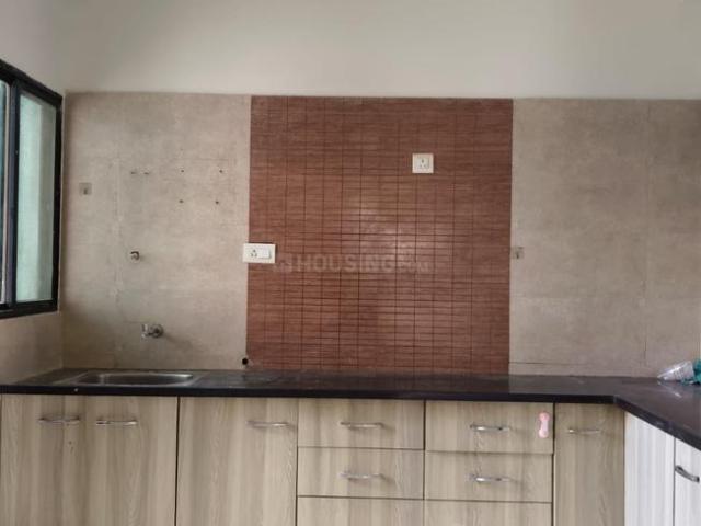2 BHK Apartment in Sayajiganj for rent Vadodara. The reference number is 20935597