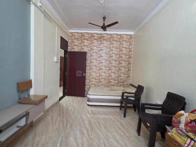 2 BHK Apartment in Sadar Bazaar for rent Pune. The reference number is 20163552