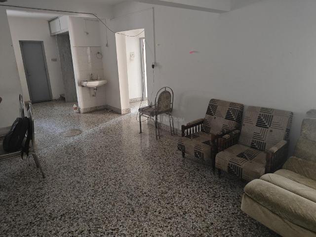 2 BHK Apartment in Sadar for rent Rajkot. The reference number is 16769637