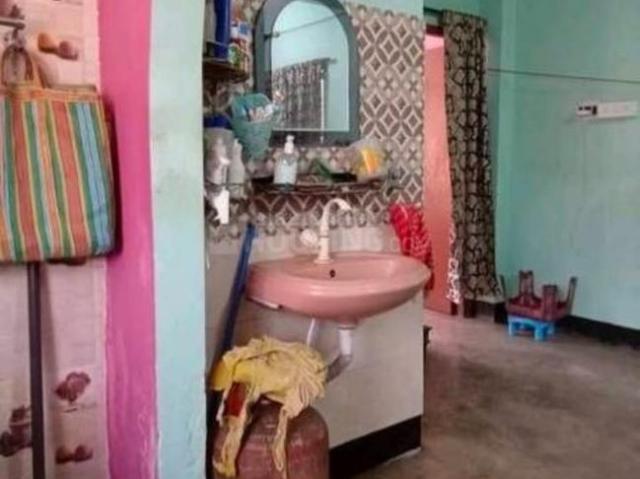 2 BHK Apartment in Saha Para for resale Kolkata. The reference number is 17651081