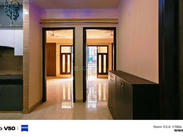 2 BHK Apartment in Saket for rent New Delhi. The reference number is 18609175
