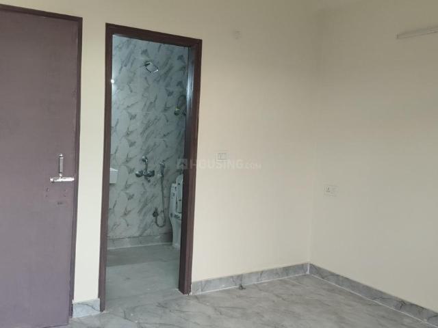 2 BHK Apartment in Saket for rent New Delhi. The reference number is 20500765