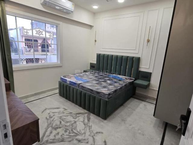 2 BHK Apartment in Saket for rent New Delhi. The reference number is 20719129