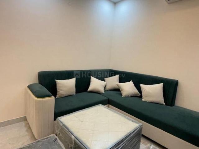 2 BHK Apartment in Saket for rent New Delhi. The reference number is 20812629