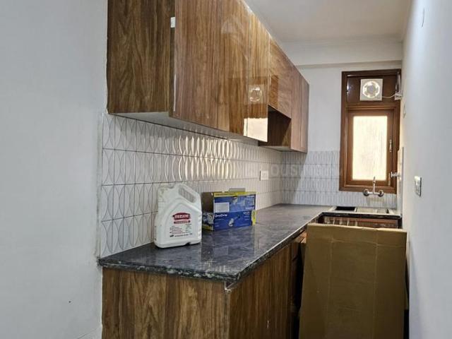 2 BHK Apartment in Saket for resale New Delhi. The reference number is 19975645