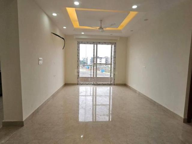 2 BHK Apartment in Saket for resale New Delhi. The reference number is 20501247