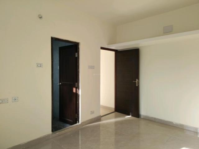 2 BHK Apartment in Saligramam for resale Chennai. The reference number is 20460313