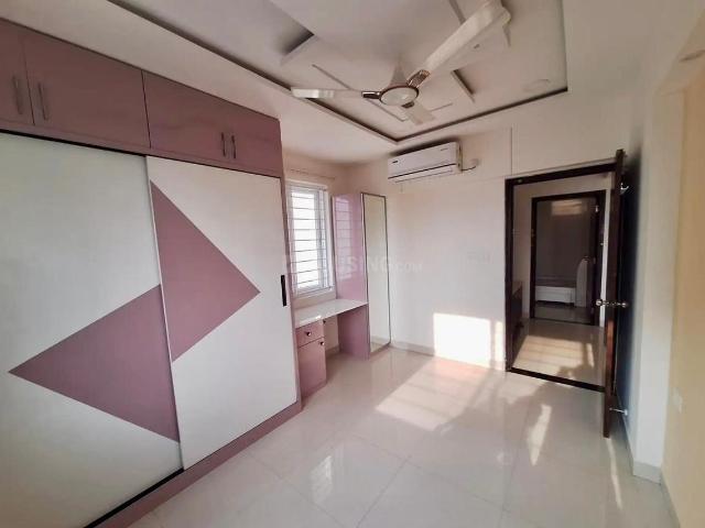 2 BHK Apartment in Sanath Nagar for rent Hyderabad. The reference number is 20534511