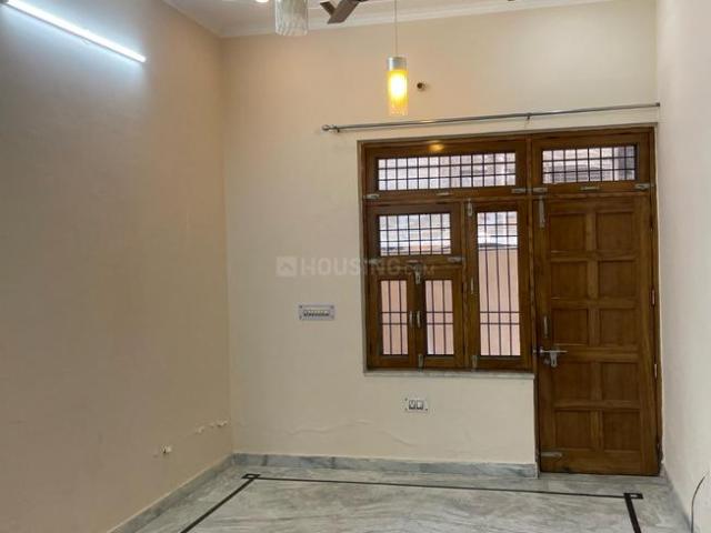 2 BHK Apartment in Sanjay Nagar for rent Ghaziabad. The reference number is 18322092