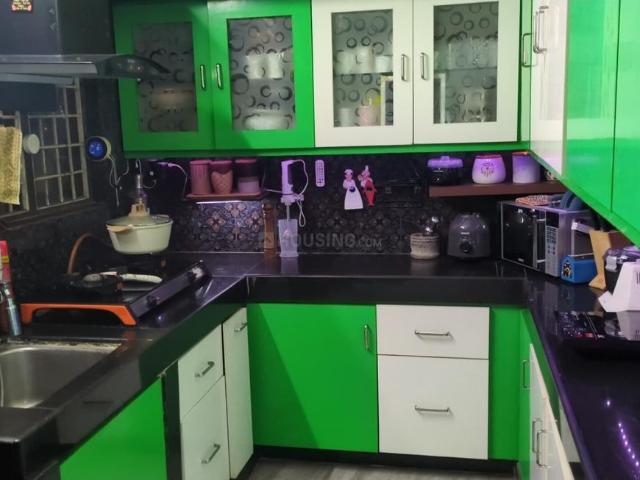 2 BHK Apartment in Sanjeeva Reddy Nagar for resale Hyderabad. The reference number is 18392512