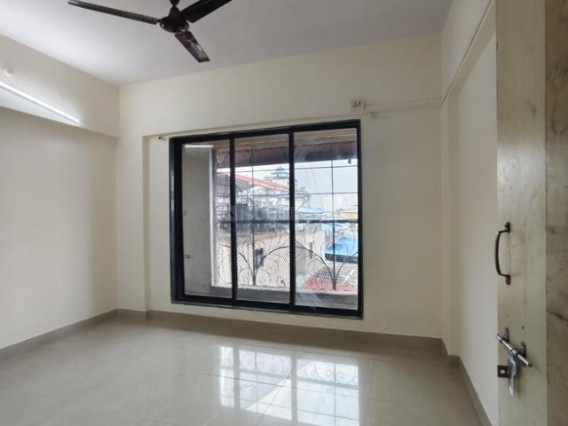 2 BHK Apartment in Sanpada for rent Navi Mumbai. The reference number is 17322966
