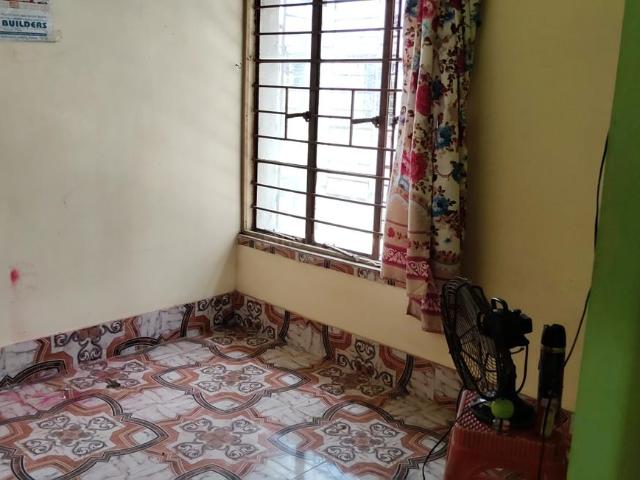 2 BHK Apartment in Santoshpur for rent Kolkata. The reference number is 17186787