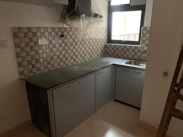 2 BHK Apartment in Santoshpur for rent Kolkata. The reference number is 20989806